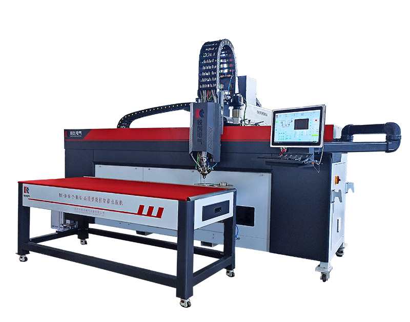 八代(dai)常(chang)量(liang)數控(kong)密封(feng)塗膠(jiao)機