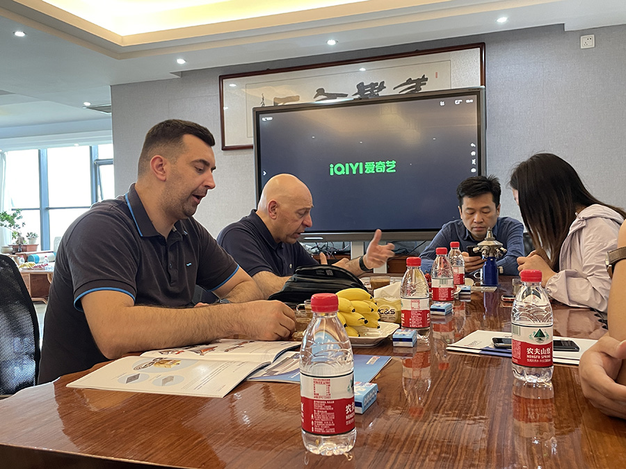 六(liu)樓辦(ban)公室(shi)(1)