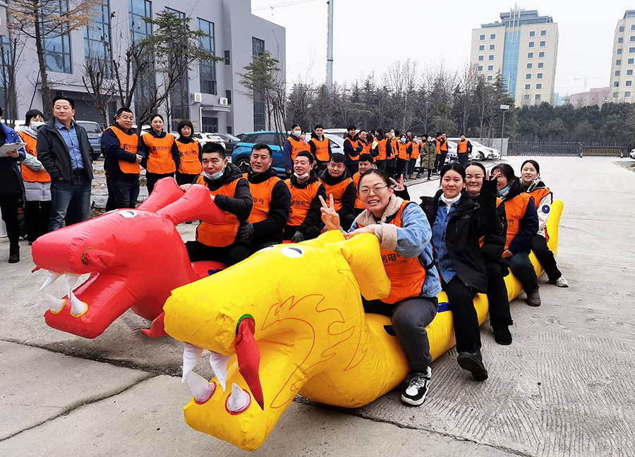 賽(sai)龍舟(zhou) (3)小(xiao)